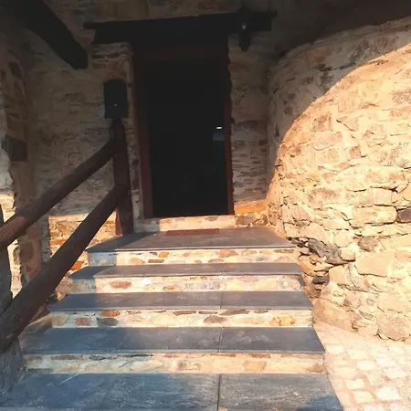 Casa Do Lello منزل للإقامة براغانسا